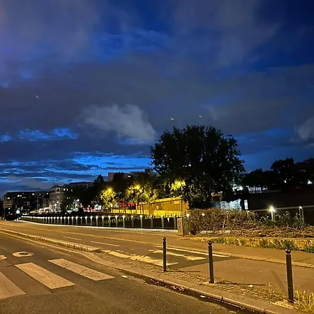 Appartamento Charmant Au Coeur De 38 M² Jusqu'a 4 Personnes Parigi